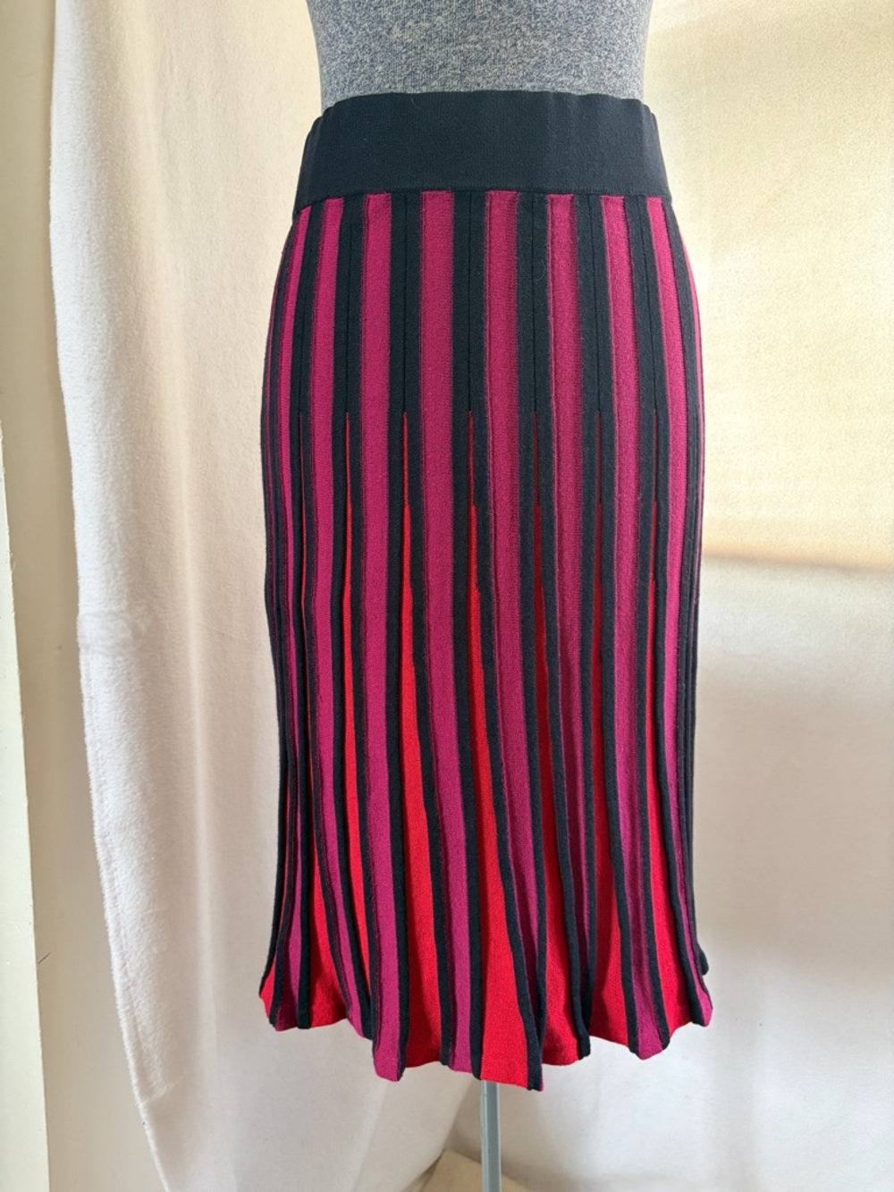 Diane Von Furstenberg knit skirt